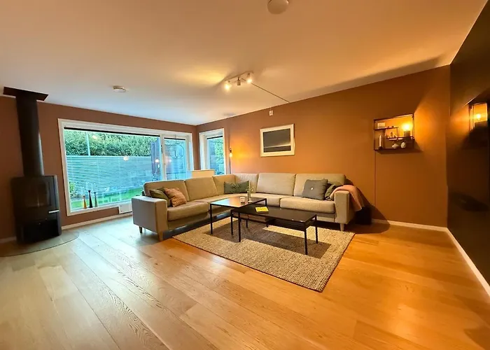 House With 4 Bedrooms And Double Carport